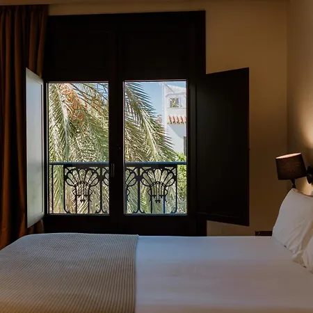 Hotel Plaza Estepona