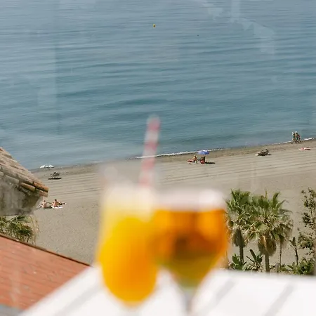 Plaza 3* Εστεπόνα