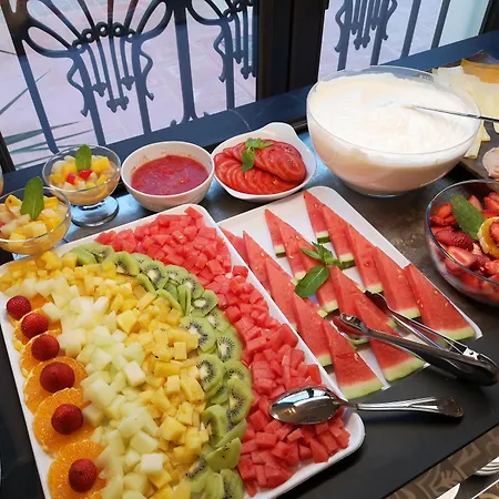 Hotel Plaza Estepona