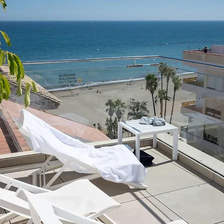 Plaza 3* Εστεπόνα