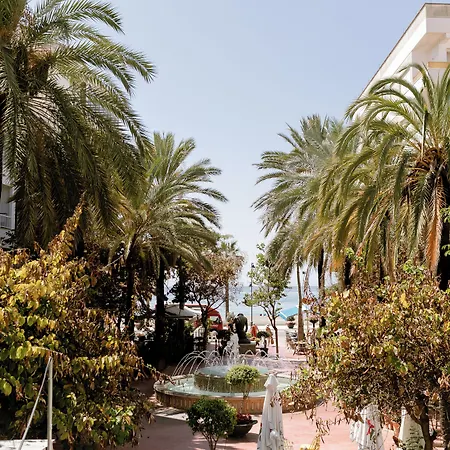 Plaza 3* Estepona