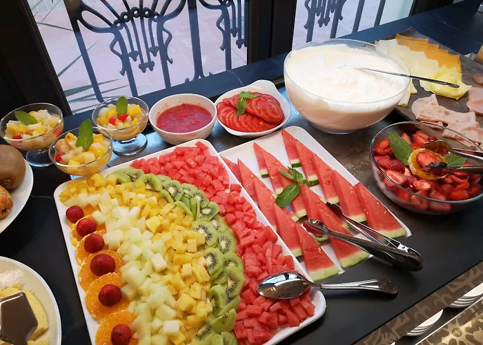 Ξενοδοχείο Plaza Εστεπόνα