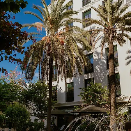 Ξενοδοχείο Plaza 3*